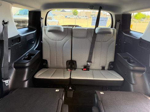 Used 2022 Hyundai Palisade SEL w/ Cargo Package FWD image 24
