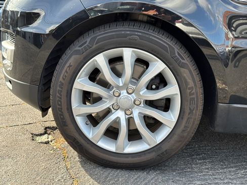 Used 2016 Land Rover Range Rover Sport HSE AWD/4WD image 4