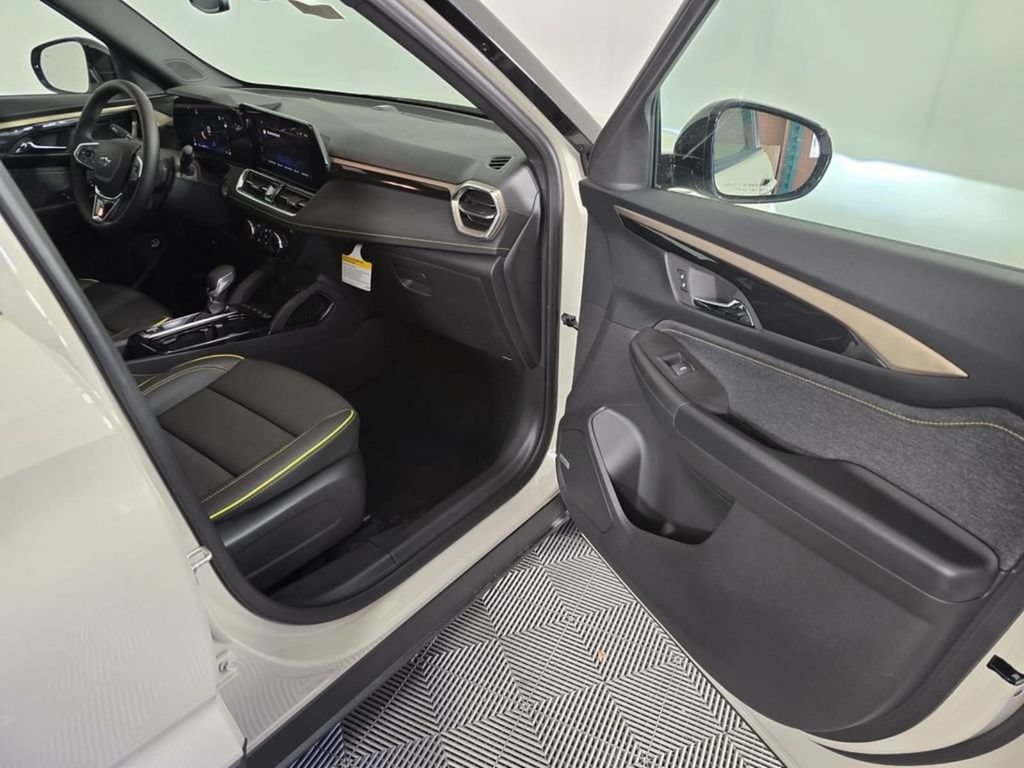Used 2026 Chevrolet TrailBlazer ACTIV w/ Convenience Package AWD/4WD image 12