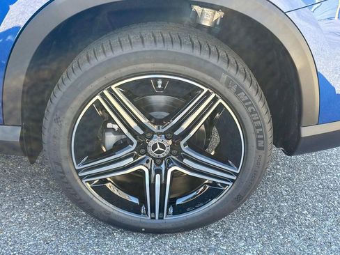 New 2026 Mercedes-Benz GLC 300 4MATIC image 3