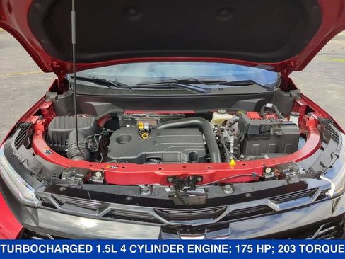 New 2026 Chevrolet Equinox RS w/ LPO, Floor Liner Package AWD/4WD image 25