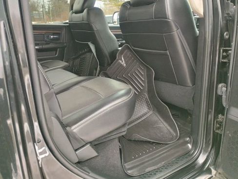 Used 2017 RAM 2500 Laramie w/ Sport Appearance Group image 17