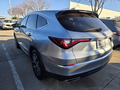 Used 2024 Acura MDX SH-AWD w/ Technology Package image 4