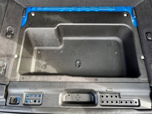 Used 2024 Jeep Wrangler Unlimited Rubicon image 36