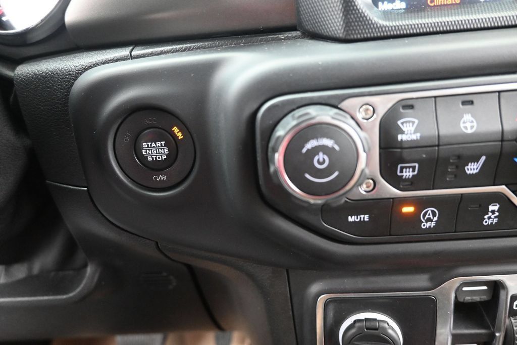 Used 2020 Jeep Gladiator Rubicon AWD/4WD image 20
