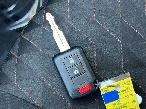 Used 2024 Mitsubishi Mirage LE image 28