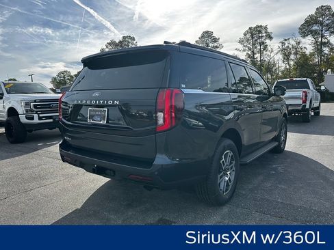 New 2026 Ford Expedition Active image 7