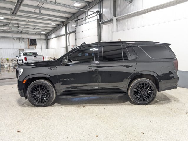 Used 2024 GMC Yukon Denali AWD/4WD image 6
