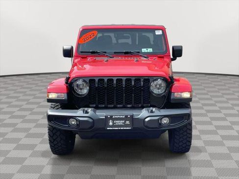Used 2022 Jeep Gladiator Sport AWD/4WD image 2