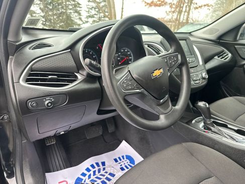 Used 2018 Chevrolet Malibu LS image 6