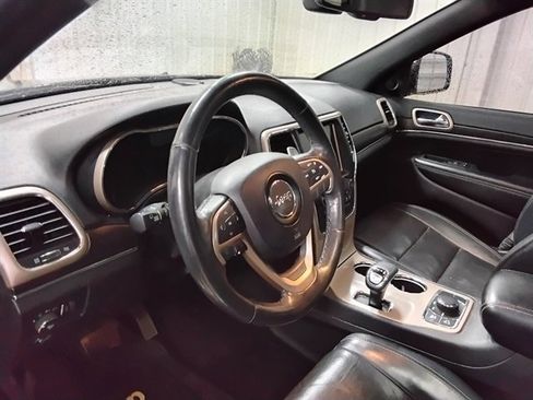 Used 2015 Jeep Grand Cherokee Limited w/ Luxury Group II AWD/4WD image 11