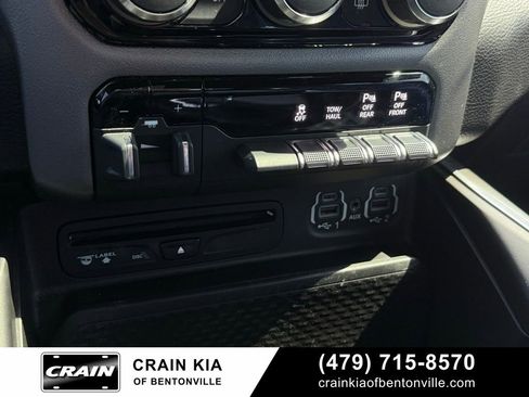 Used 2019 RAM 1500 Big Horn image 19
