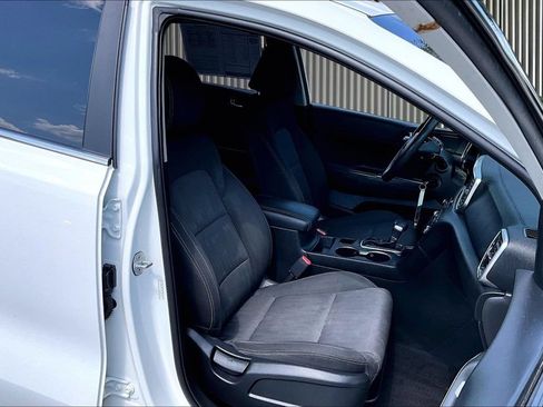 Used 2020 Kia Sportage LX AWD/4WD image 8