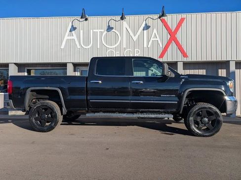 Used 2015 GMC Sierra 2500 SLT w/ Duramax Plus Package image 1