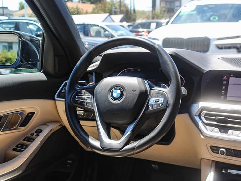 Used 2019 BMW 330i Sedan w/ Convenience Package RWD image 13