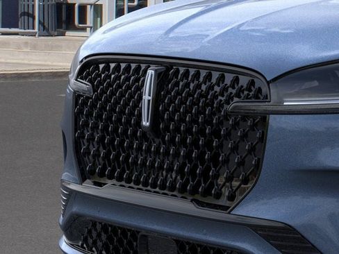 New 2026 Lincoln Aviator Reserve w/ Jet Appearance Package AWD/4WD image 17