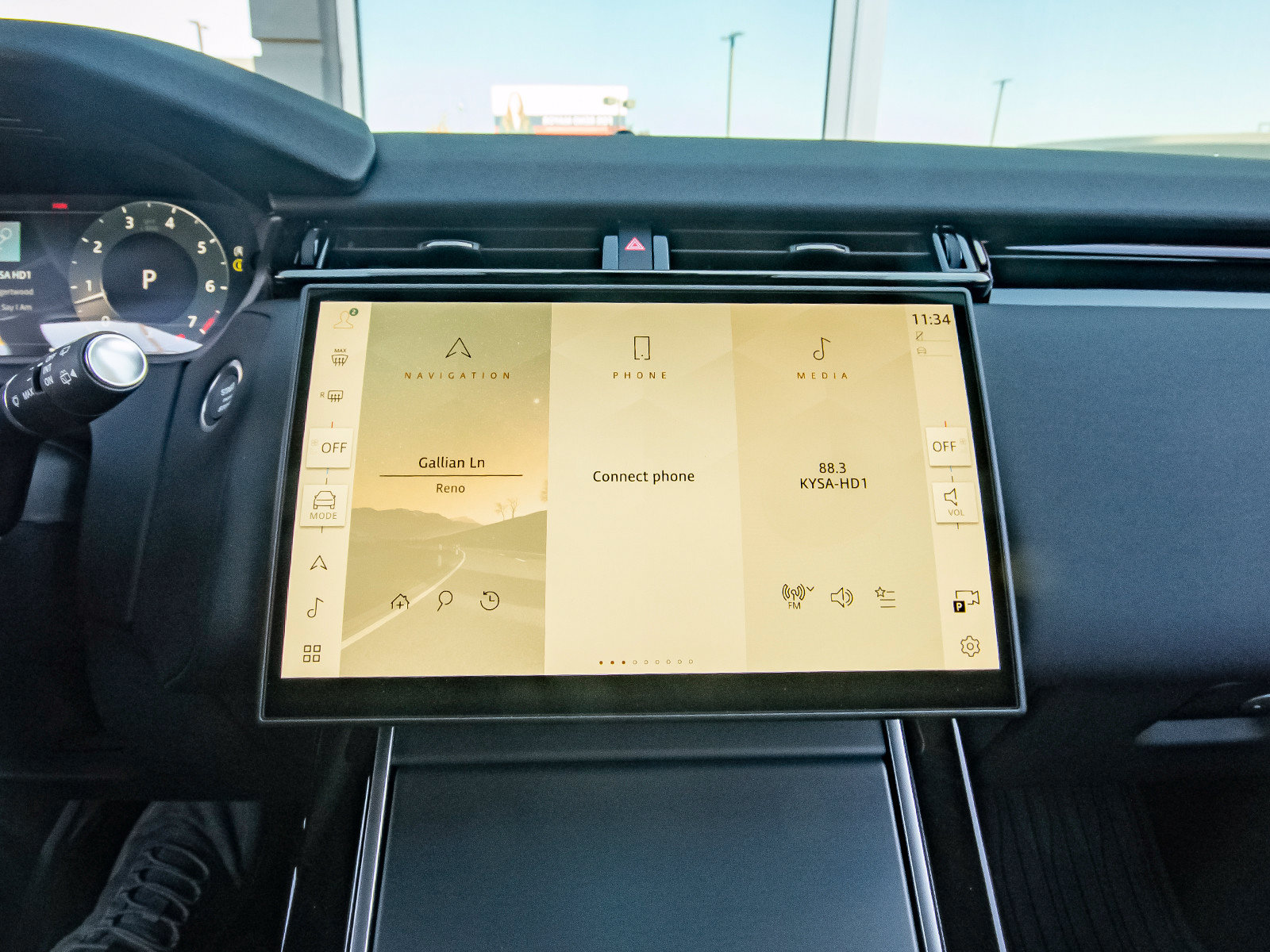 New 2026 Land Rover Range Rover Velar S AWD/4WD image 18