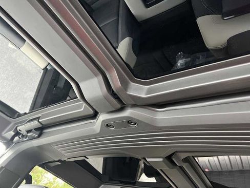 New 2026 GMC Hummer EV 4x4 Crew Cab image 15