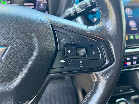 Used 2022 Chevrolet Bolt LT FWD image 40
