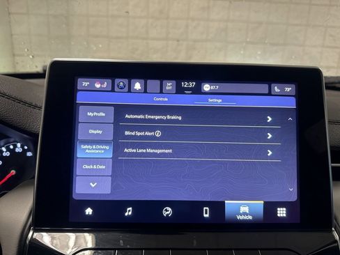 Used 2022 Jeep Compass Limited image 13