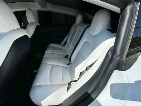Used 2021 Tesla Model 3 Performance AWD/4WD image 8