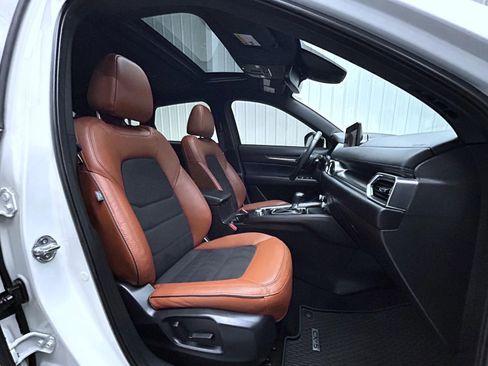 Certified 2024 MAZDA CX-5 Carbon Edition image 15