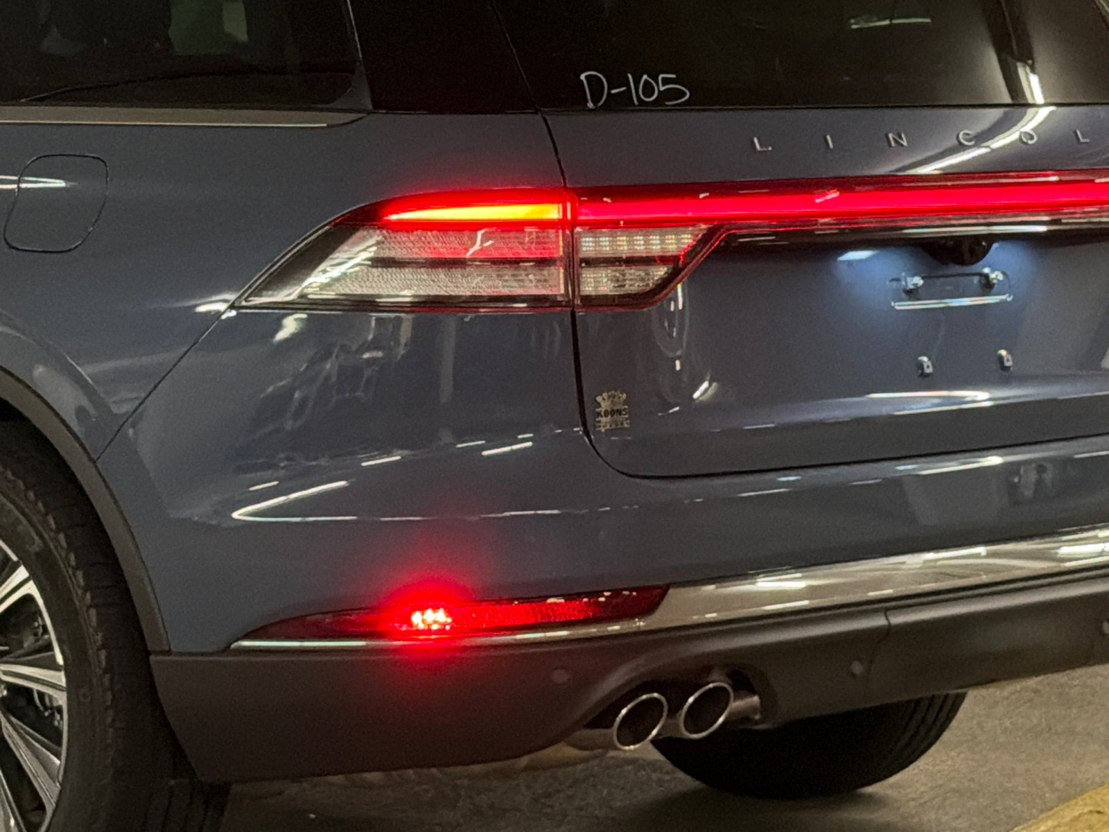 New 2027 Lincoln Aviator AWD image 7