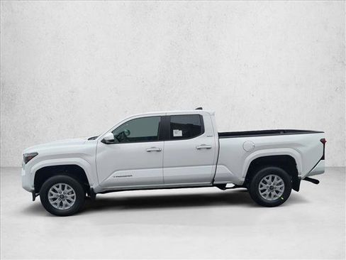 New 2026 Toyota Tacoma SR5 image 5