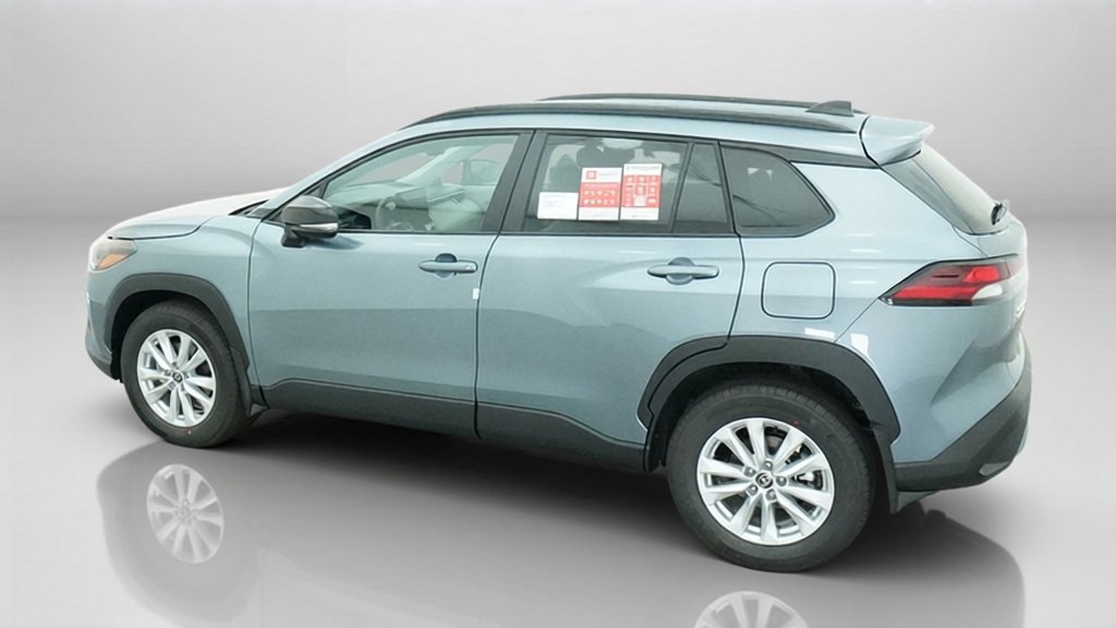 New 2026 Toyota Corolla Cross LE FWD image 15