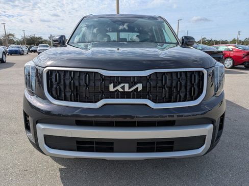 New 2025 Kia Telluride EX image 3