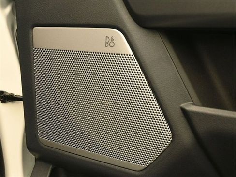 Used 2025 Ford F350 Lariat image 18