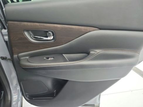 Used 2021 Nissan Murano Platinum w/ Cargo Package image 48