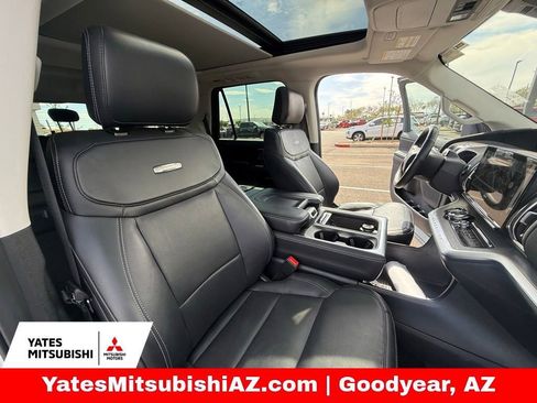 Used 2025 Ford Expedition Platinum image 6