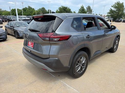 Used 2023 Nissan Rogue S FWD image 5
