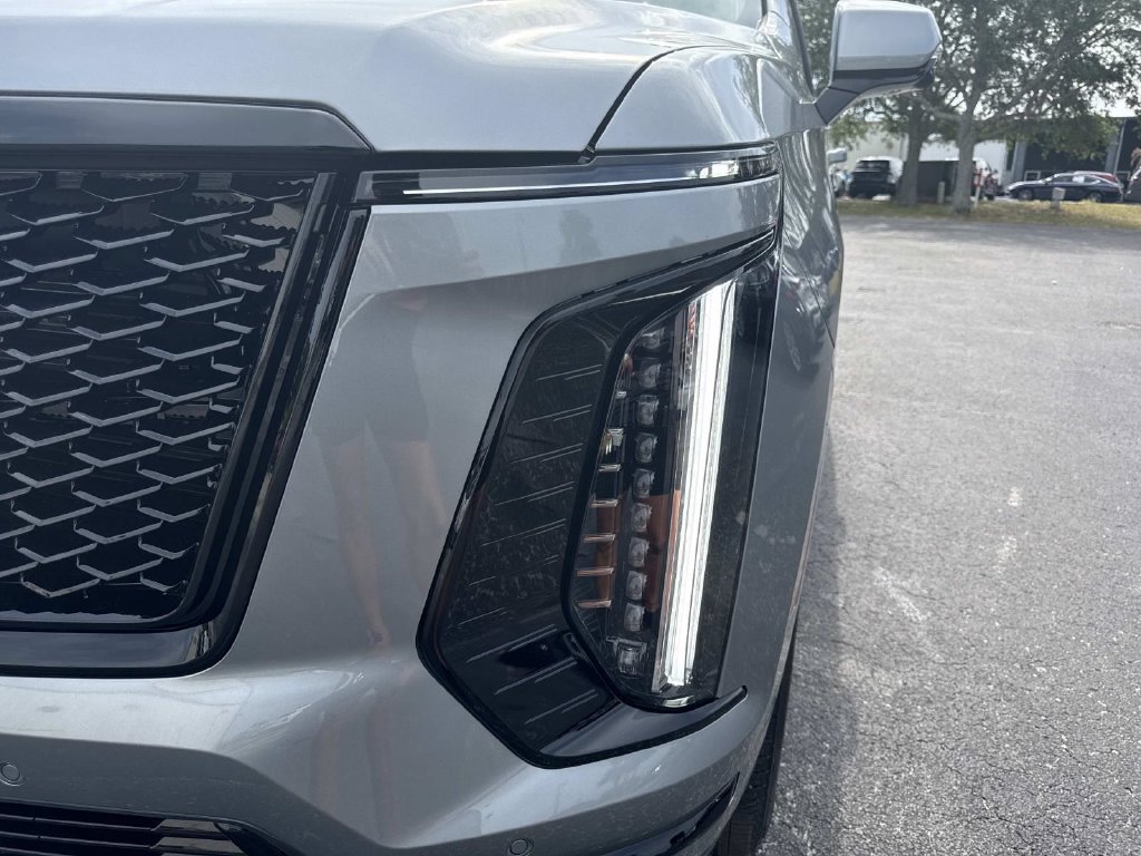 New 2026 Cadillac Escalade Platinum Sport AWD/4WD image 9