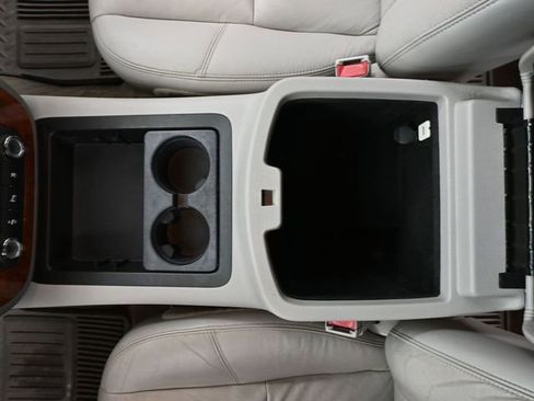 Used 2011 Chevrolet Tahoe LT w/ Luxury Package image 32