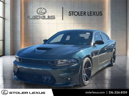 Used 2016 Dodge Charger R/T Scat Pack w/ Technology Group image 3