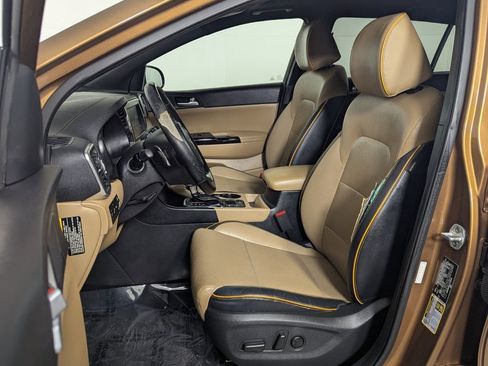 Used 2018 Kia Sportage SX image 12