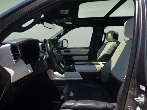Used 2023 Toyota Tundra Capstone AWD/4WD image 20