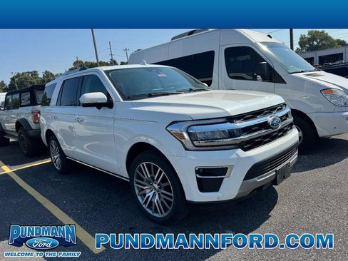 Used 2023 Ford Expedition Limited AWD/4WD image 1