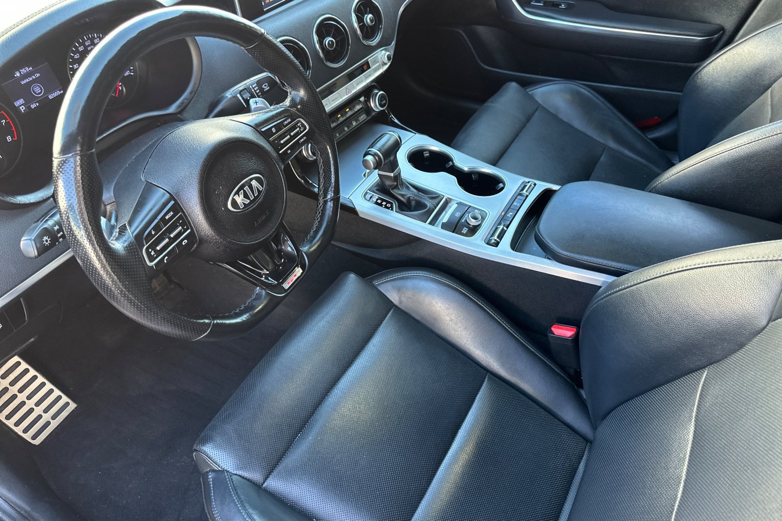 Used 2019 Kia Stinger GT RWD image 10