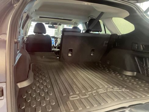 Used 2024 Subaru Outback Limited AWD/4WD image 22