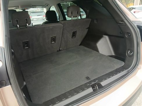 Used 2019 Chevrolet Equinox LS FWD image 16
