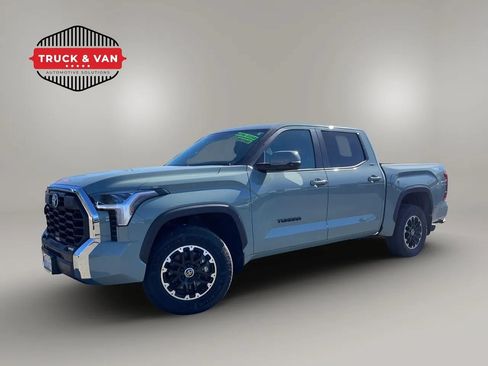 Used 2024 Toyota Tundra SR5 w/ TRD Off-Road Package AWD/4WD image 49