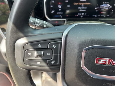 Used 2026 GMC Sierra 1500 SLT AWD/4WD image 22