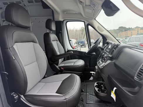 New 2026 RAM ProMaster 2500 w/ Convenience Group image 15