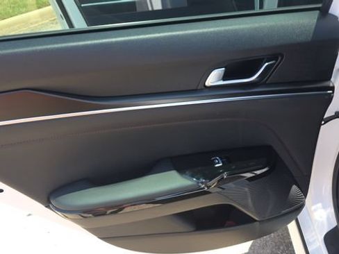 Used 2023 Kia K5 GT FWD image 16