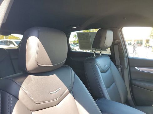 Certified 2022 Cadillac XT5 Luxury image 23