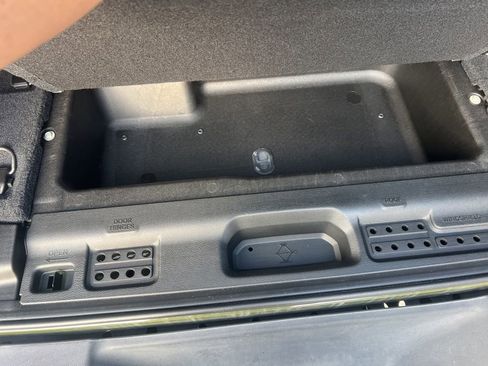 Certified 2020 Jeep Wrangler Sport AWD/4WD image 39