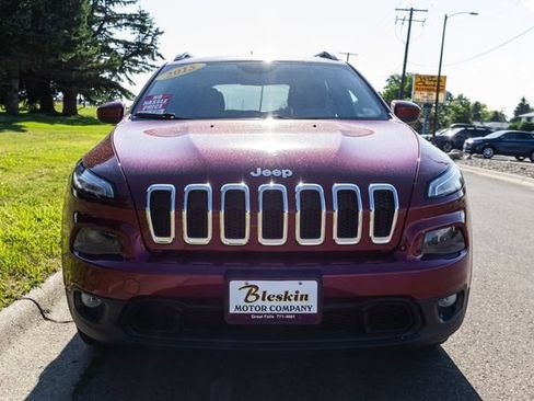Used 2015 Jeep Cherokee Latitude w/ Cold Weather Group AWD/4WD image 2
